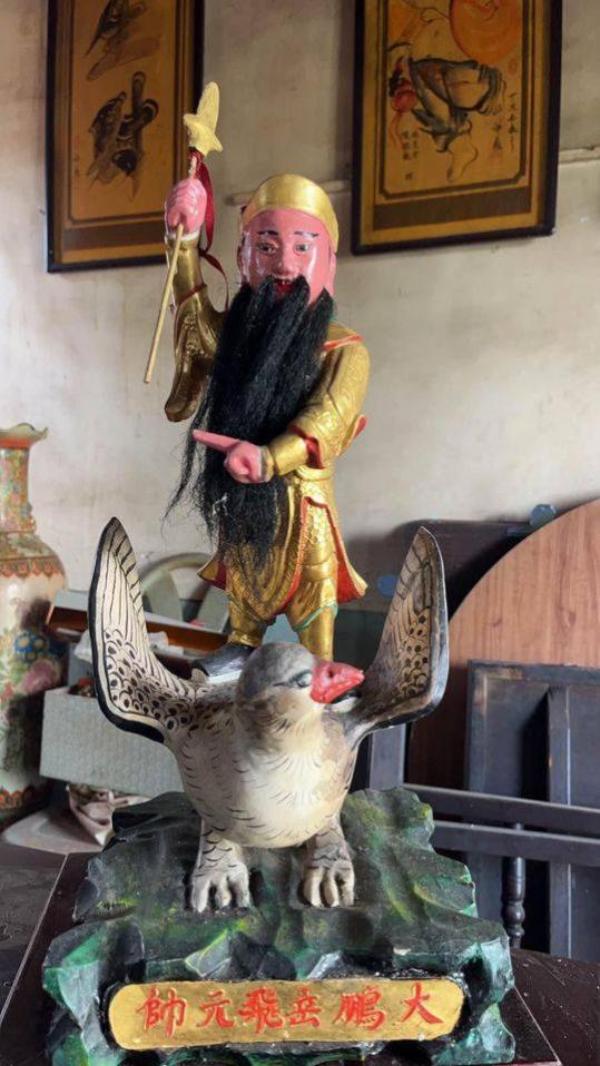 Name:  Yue Fei Da Peng statue - 1.jpg
Views: 217
Size:  80.9 KB